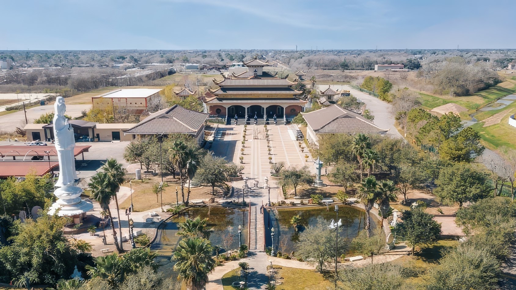 Mai Garden Terrace neighborhood view showing enhanced_Temple